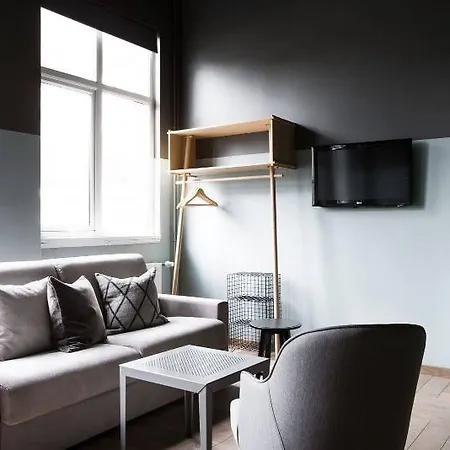 The Swan House By Ylma 3*